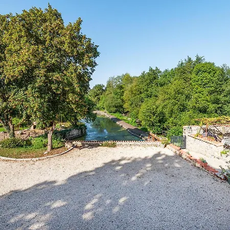 Dom wakacyjny 4 Bedroom Gorgeous In Argentonnay *